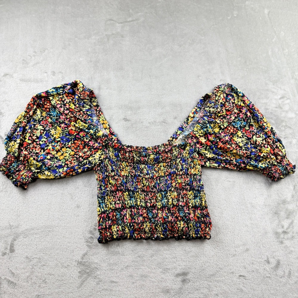 Urban Outfitters Floral Smocked Puff Sleeve Crop Top‎ Multicolor Women's Medium